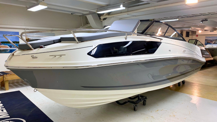 Bayliner VR6 Cuddy : Bayliner VR6 Cuddy -23 Lagerbåt