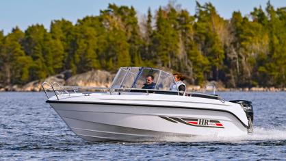 HR 480BR: HR 480br med Suzuki DF80