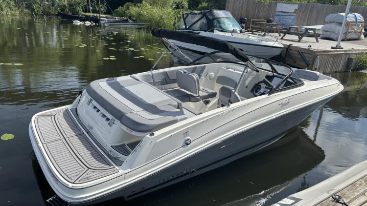 Bayliner VR5