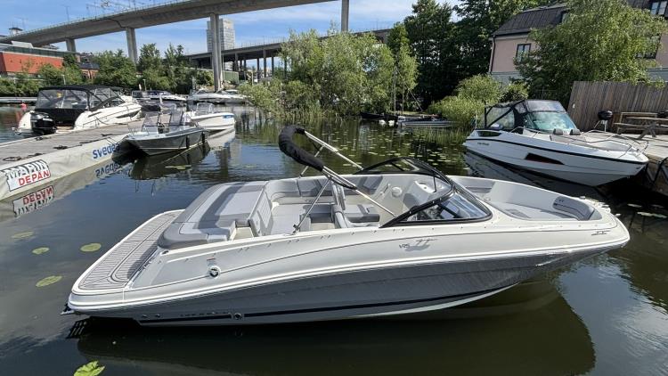 Bayliner VR5