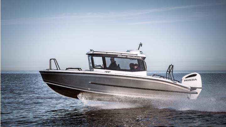 Silver Seahawk Cabin: Silver Seahawk Cabin/Honda 250XDU